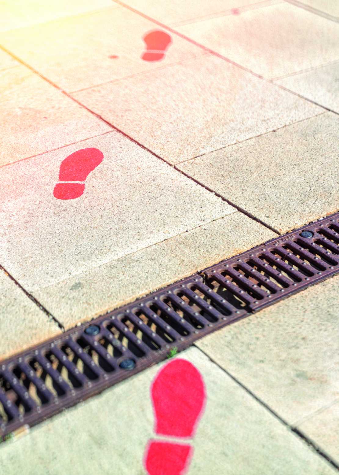 Elementy systemu STORA DRAIN – korytka, ruszty, ścianki czołowe