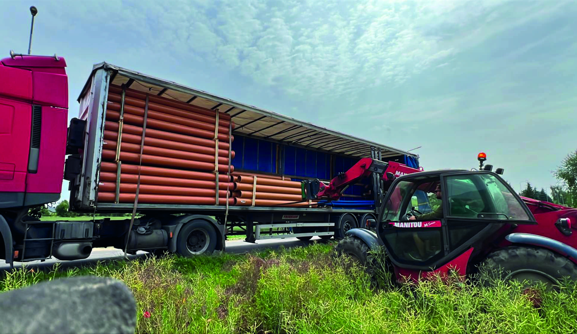 Budowa zewnętrznej sieci kanalizacyjnej z rur PVC i strukturalnych